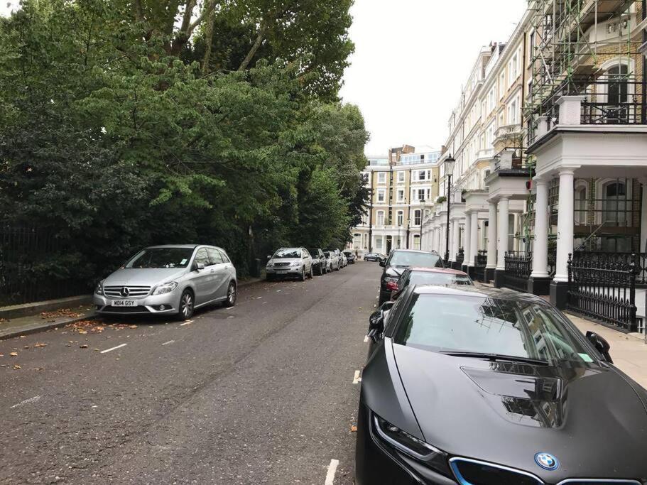 Stunning 2 Bed/2Bath Flat In Heart Of Kensington Apartment London Exterior photo