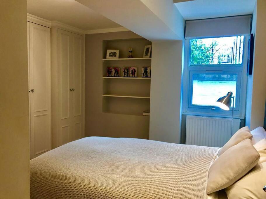 Stunning 2 Bed/2Bath Flat In Heart Of Kensington Apartment London Exterior photo